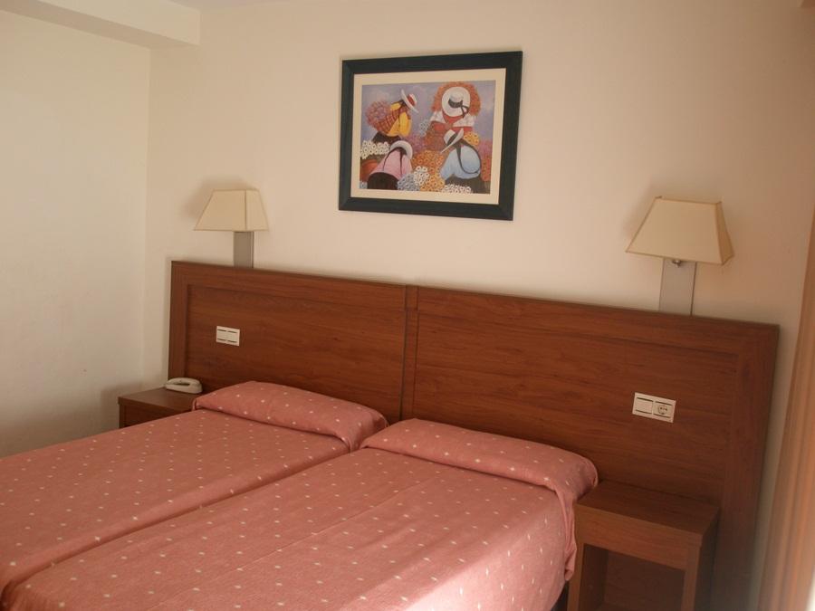Hotel Mayna Бенідорм Екстер'єр фото