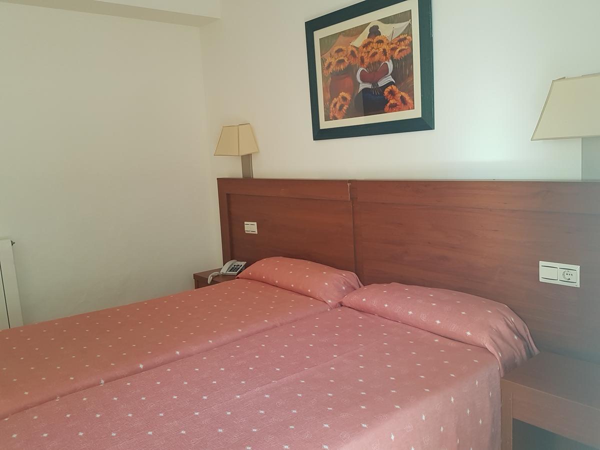 Hotel Mayna Бенідорм Екстер'єр фото